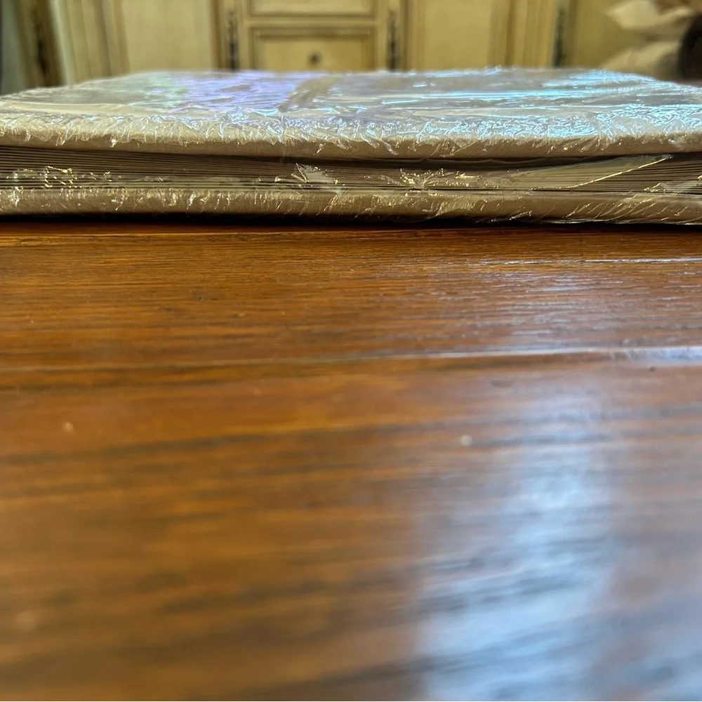 NEW Creative Memories 12x12 Beige Album w/ New Package of Page Protectora - Picture 3 of 3